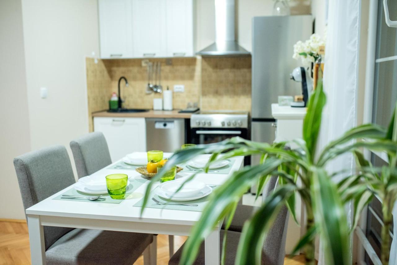 Apartman Centar Pozsarevác Kültér fotó