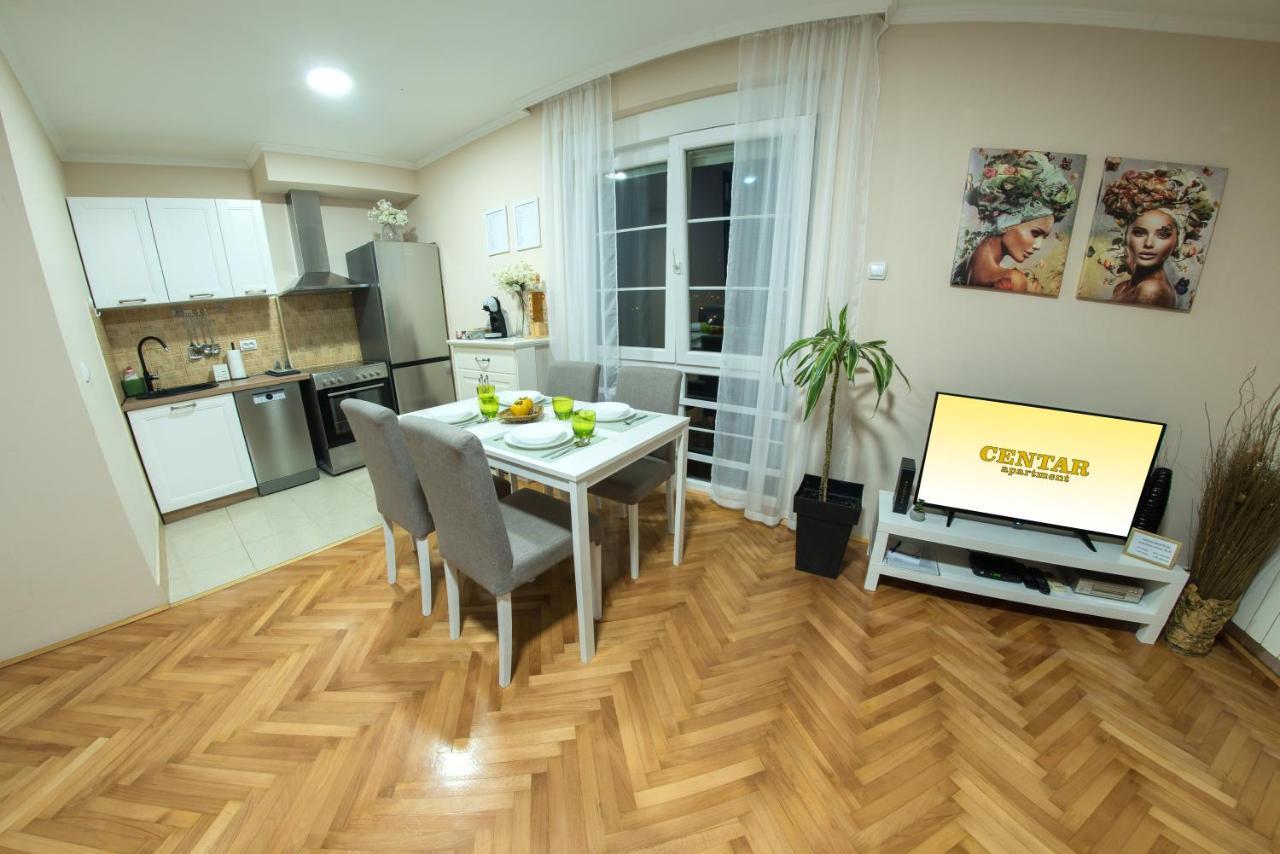 Apartman Centar Pozsarevác Kültér fotó