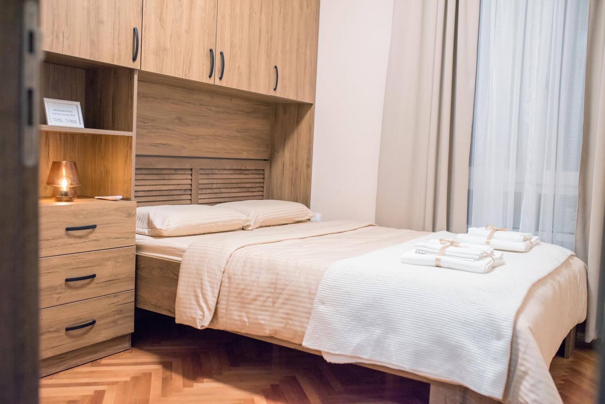 Apartman Centar Pozsarevác Kültér fotó