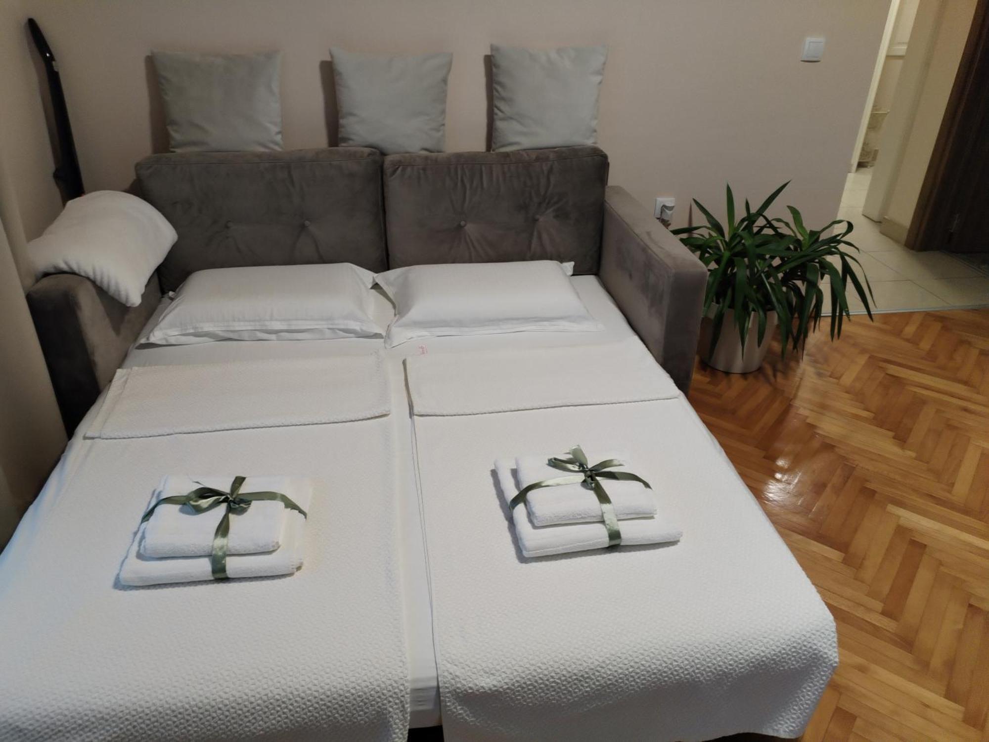 Apartman Centar Pozsarevác Kültér fotó